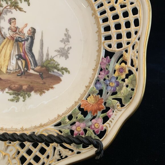 Helena Wolfsohn Reticulated Plate 8.5" Watteau Couple Scene Dresden Germany 1 - Picture 5 of 9